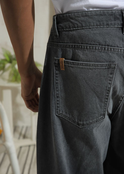 Urban Wide-Leg Baggy Jeans
