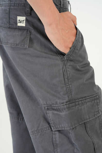 Straight-Fit Multi-Pocket Cargo Pants