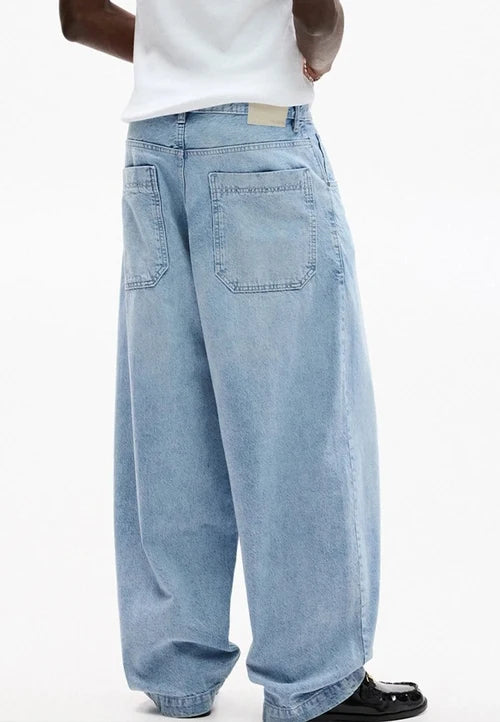Light Wash Baggy Barrel-Fit Jeans